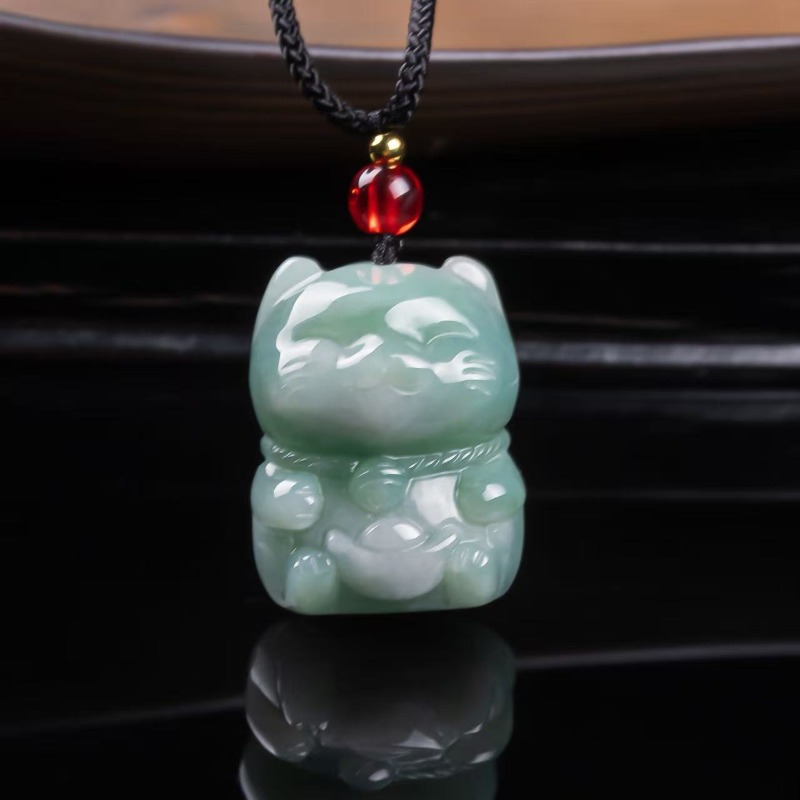 Women Fashion Necklace - Naturalny szmaragdowy jadeitowy wisiorek w kształcie