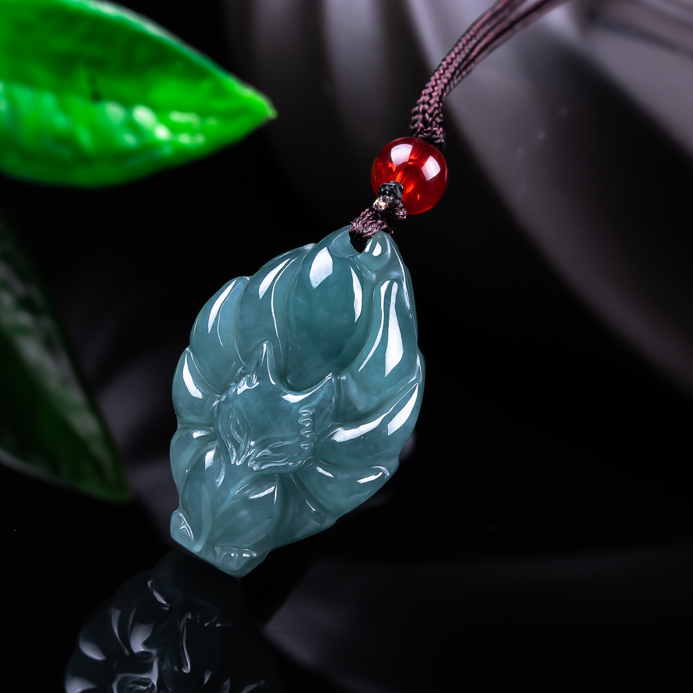 Women Fashion Necklace - Naturalny Birmanski Jadeitowy Wisiorek Lis Naszyjnik