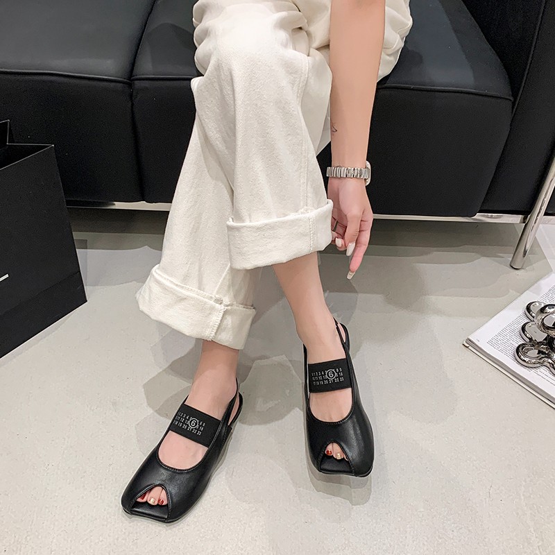 Koreańskie minimalistyczne san – Women'S Fashion Korea recenzja i cena